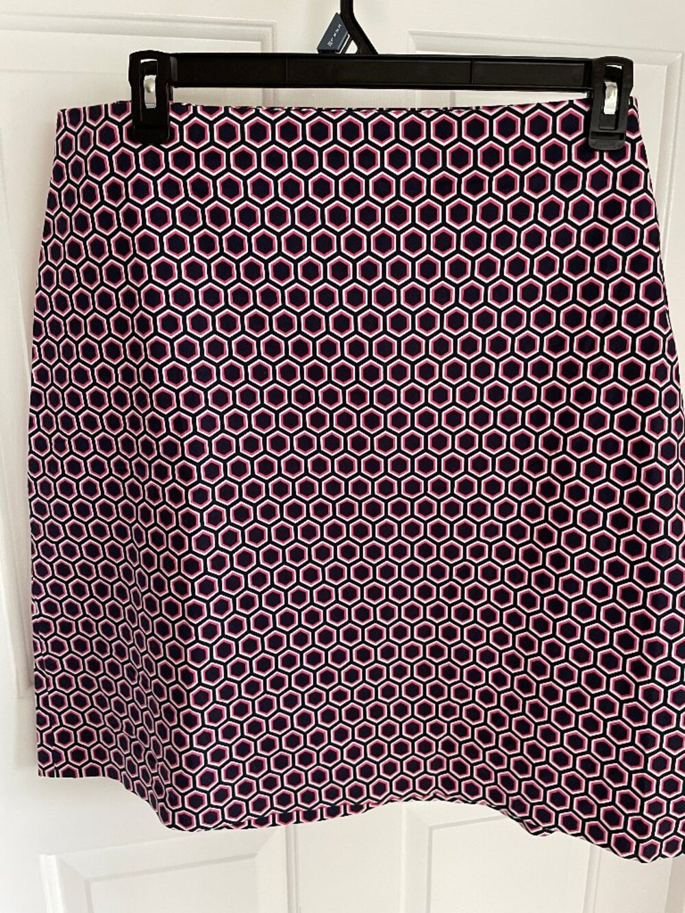 Talbots Navy/Fuchsia/White Geometric Skirt – NWOT Size 20W